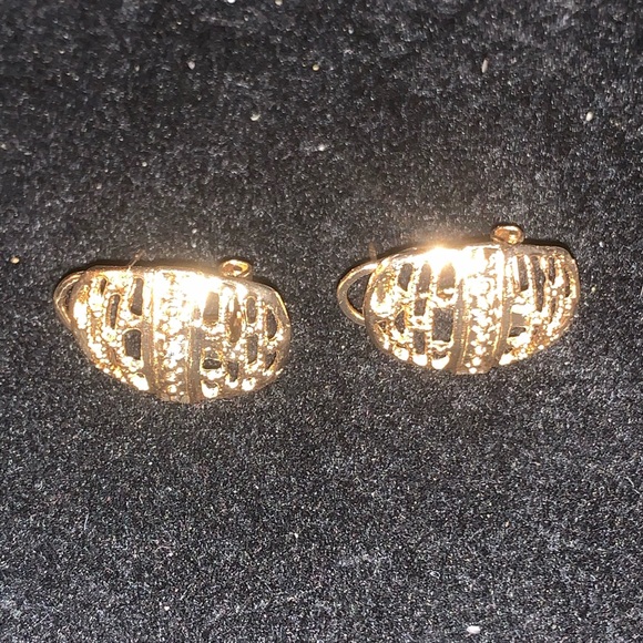 Ring & Earrings Set - Picture 4 of 6